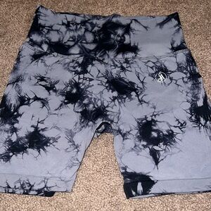 allure the brand scrunch marble shorts medium